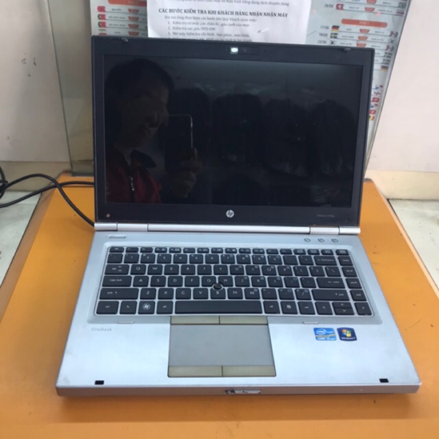 HP-Elitebook-8470p-Intel-Core-i5-3230M-17